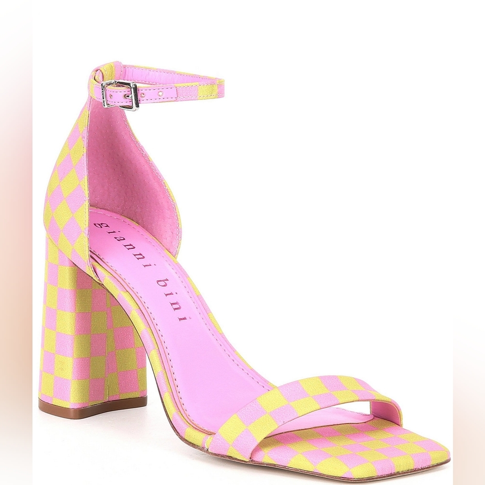 Gianni Bini | NWOT Maileigh Checkered Satin Square Toe Block Heel
